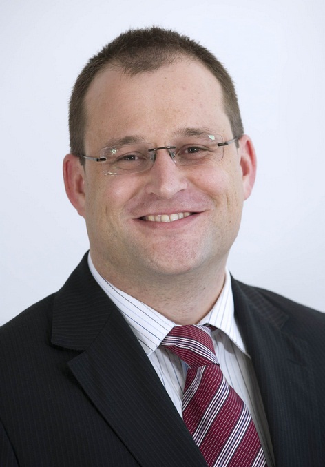Russell Thomas, Finsia chief executive