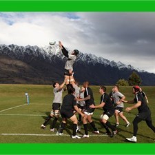A spectacular backdrop in Queenstown during England lineout practice