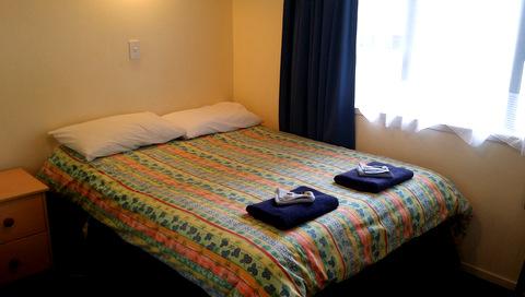 Motel for sale in Taupo which has a good combination of motel rooms, cabins with holiday park like facilities