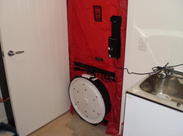 A Blower Door test being carried out on the Homestar-rated Queenstown home.