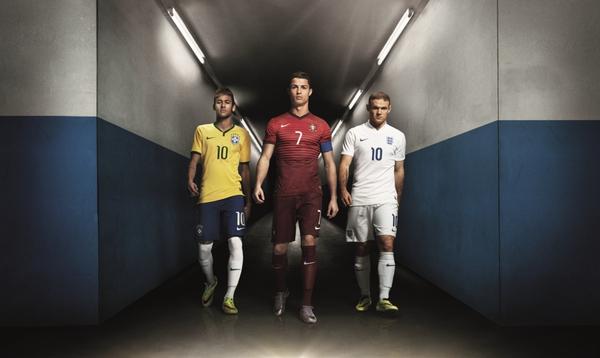 Nike Football launches 'RISK EVERYTHING' Campaign