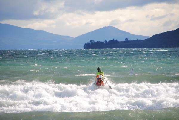 Canoe and Kayak Taupo offer exhilarating, confidence boosting white water courses.