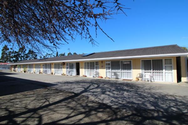An astute motel FHGC buyer will see the potential in this motel for sale!