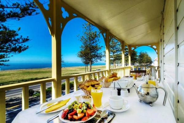 Beautiful Boutique Hotel & luxury bed and breakfast in Napier heart of the Hawkes Bay region New Zealand