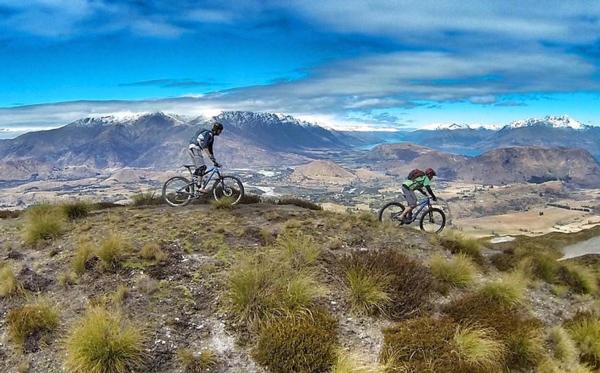 mountain biking in NZ