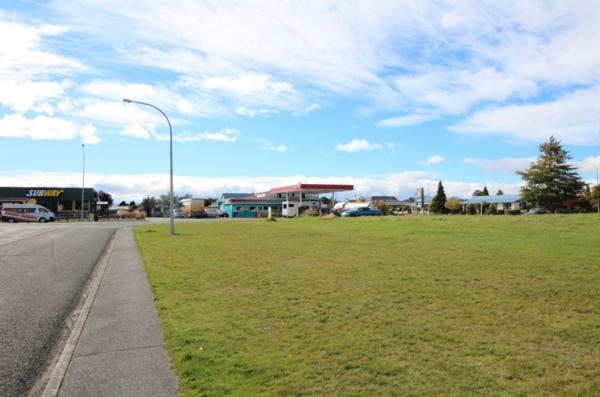 Excellent opportunity for a hotel development site in heart of Te Anau New Zealand 