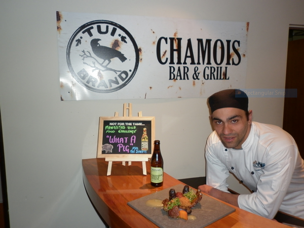 Chef Kane Bambery with his 'What a Pig' creation paired with Monteiths Crushed Apple Cider.
