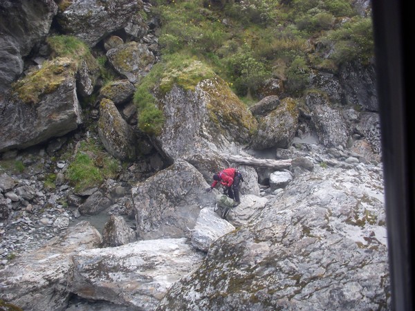 Wanaka Police and Land SAR volunteers searching for missing Auckland tramper, Irina Yun