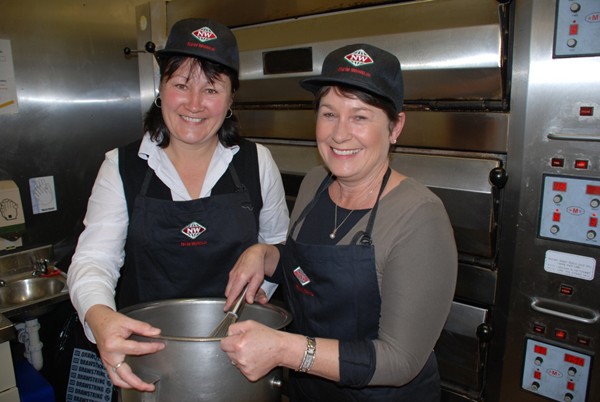 Nicky Hayhow, Convenor of the New World Bake-Off, and Sharon Young of Papakura New World 