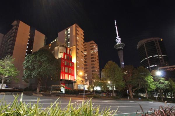 Hotel investment opportunity in Auckland's central business district. Low entry price managed investment properties