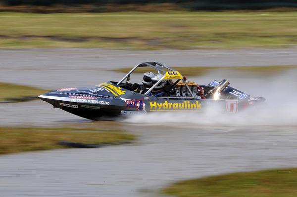 The sun before the rain storm gave Wanganui's Leighton and Kellie Minnell a chance to set what became the fastest time of the day in Sunday's fourth round of the Jetpro Jetsprint Championship held near Featherston, that later became rained out.
