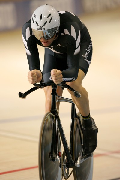 Jesse Sergent on his way to winning the silver medal in the men's 4000m individual pursuit, and wetting the fastest time ever by a New Zealander.