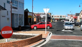 UPGRADE work on the MacArthur St project in FeildingÃ¢â‚¬â„¢s CBD ended this week.