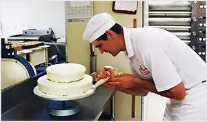 Profile: Thomas Thomas- Qualified Baker and owner of award winning Paraparaumu-based bakery Kapiti Cakes.  &#160;