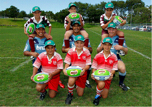 Keven Mealamu, Jerome Kaino and Tom McCartney, (Auckland players in the Blues), teamed up with some budding stars from the Waitemata and Papatoetoe clubs to promote Milo Junior Registration