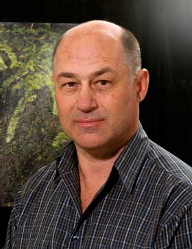 University of Otago Zoology Senior Lecturer and frog advocate Dr Phil Bishop