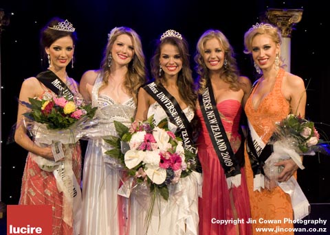 Runner-up Danijela Unkovich, Miss East Auckland; Samantha Powell, co-MC and Miss New Zealand 2008; Ria van Dyke, Miss New Zealand 2010; Katie Taylor, Miss New Zealand 2009; second runner-up Caren Freeman, Miss Auckland.