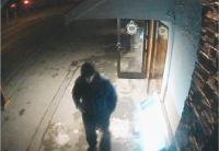 Security camera images - Redwood bar robbery
