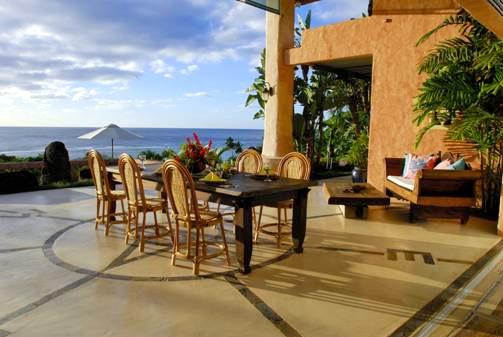 Luxury private residence (villa) for sale in Rarotonga Cook Islands. Just imagine owning this magnificant residence! 
