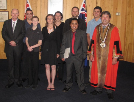 FROM LEFT: Back Row - Pieter Du Plessis, Deryck Yelverton, Elizma Yelverton,  Johannes Robbertze, Andre Van Antwerpen Front Row - Cornelius Du Plessis, Leonie Du Plessis, John Acero, Mayor Neil Volzke