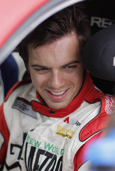 V8 SuperTourers' new driver Simon McLennan