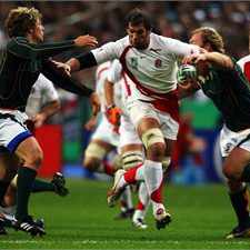 Simon Shaw charges at the South Africa defence in the 2007 Final