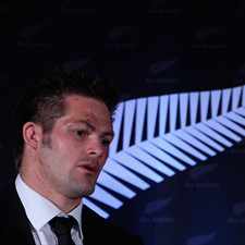 Richie McCaw thanked the crowd at Auckland ceremony
