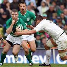 Gordon D'Arcy's departure to New Zealand has been delayed