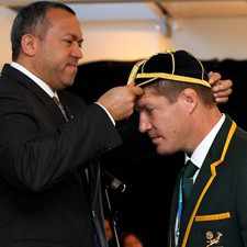 Bakkies Botha receives his RWC 2011 tour cap but could miss the first match