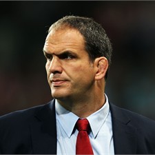 Martin Johnson says he expects higher standards from his England team