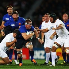 Imanol Harinordoquy battles through the England defence