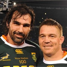 John Smit (R) praised retiring Springboks second row Victor Matfield