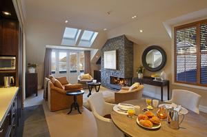 Eichardt's Lakefront Apartment, Queenstown.