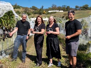 Te Mata Estate's Senior Winemaker Phil Brodie Chief Viticulturist Brenton O'Reily, with Mayor Sandra Hazelhurst and Hawke's Bay Winegrowers Chair Sally Duncan.
