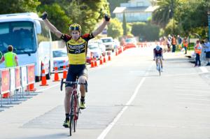 Dan Barry won todays Coffee Culture Le Race outsprinting Richard Lawson to win in two hours and forty seven minutes.   