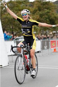 Professional Reta Trotman smashed the women's' course record to win in two hours and fifty four minutes, over ten minutes clear of last year's women's winner Sharlotte Lucas. 