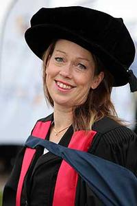 Dr Anita Darrah