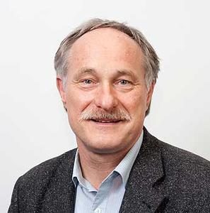 Professor Bernhard Breier