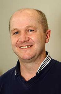 Dr Ian Bond