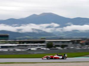 'Ring in the rain: Marcus Armstrong