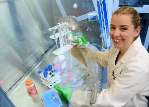 Georgina Dowd in the lab.