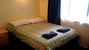 Hotel and holiday park for sale as leasehold interest (business) with good revenues and profits in place