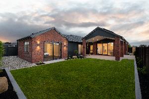 Davies Homes Subbie Spec Up For Sale 