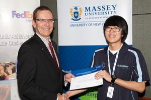 Professor Ted Zorn and Matthew Lee at the Global Enterprise Challenge.