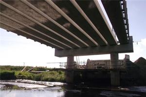 Formation of the new Reids Canal Bridge on State Highway 2 near Edgecumbe reached another milestone last week with the first eight support structure beams being installed.