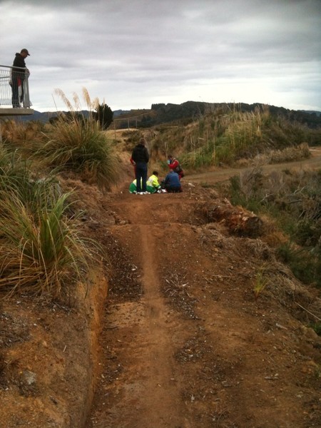 Injured mountain biker flown to hosp by Westpac Heli from upper hutt