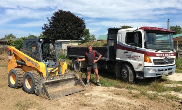New Zealand wide business Endraulic Equipment have the machinery to suit Paul "Jonesy" Jones &#8211; a heavy duty contractor in Matamata