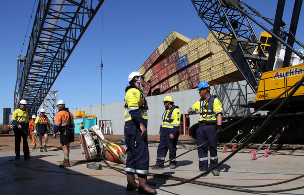 The crane on Sea Tow 60 being setup and prepared for potentially lifting containers off Rena.