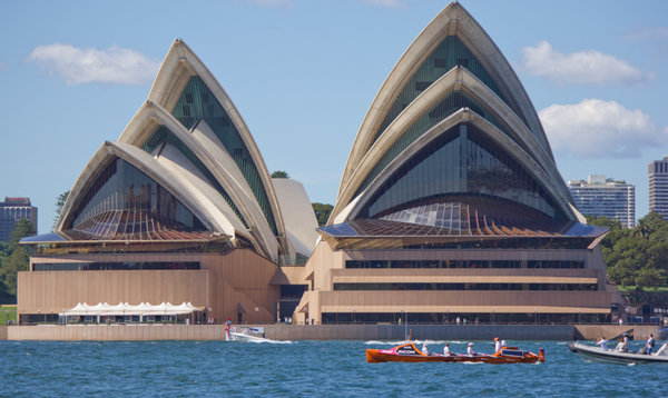 Team Gallagher past the the Sydney Opera House on November 27, 2011.