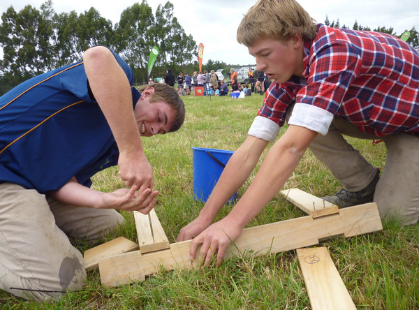 Robert Gregory and Richard Gardyne construct a saw horse in the Teen Ag Competition.